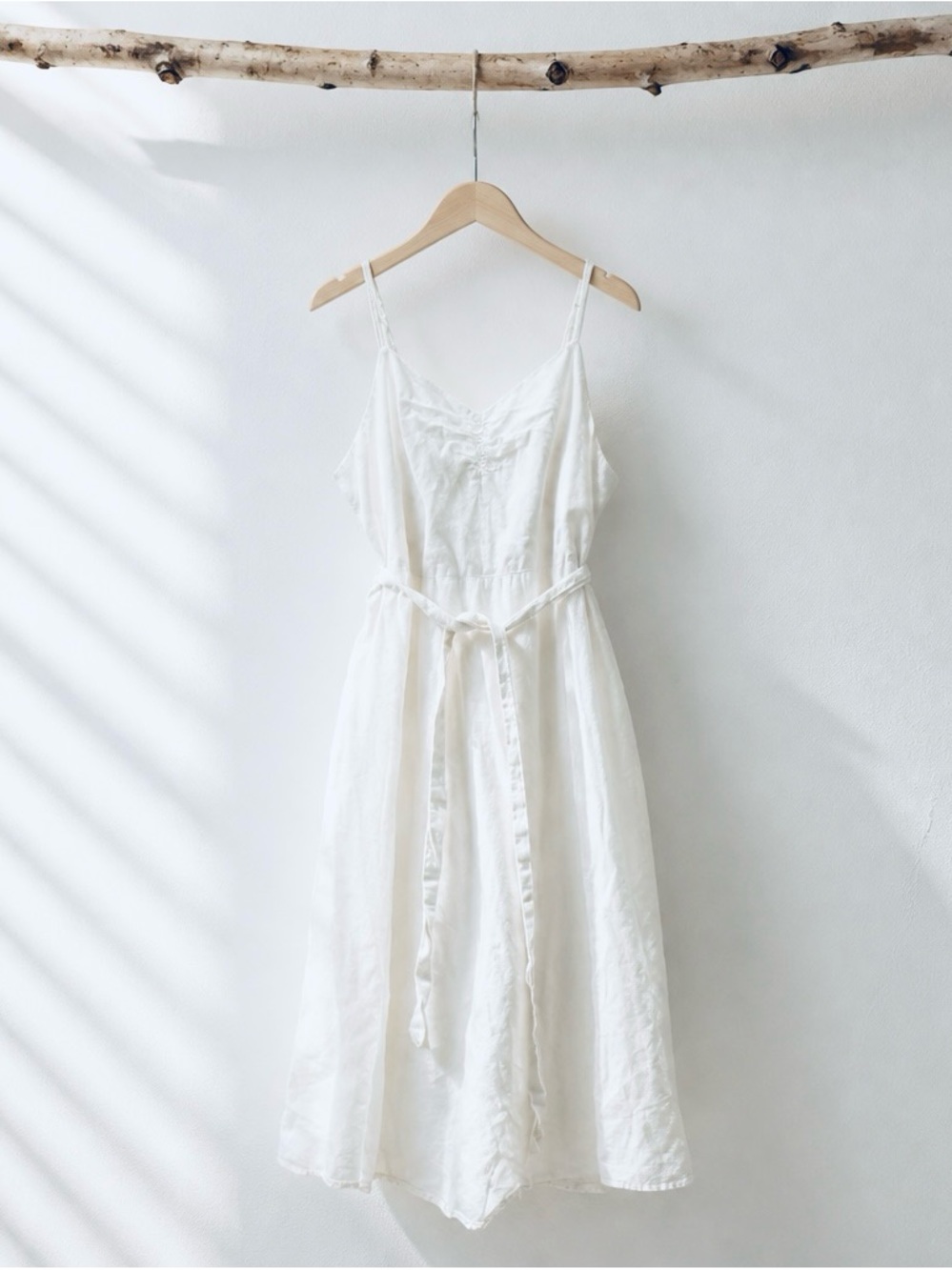 Gap Linen Blend Elegant White Spaghetti-Strap Midi Dress with Waist Tie